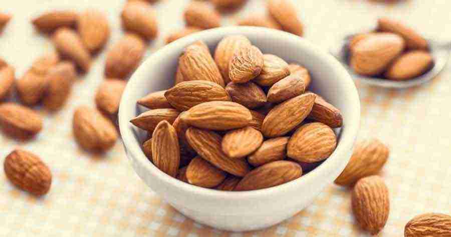 El consumo de almendras reduce riesgo de enfermedades al corazón